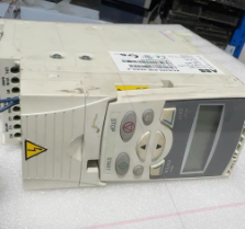 瑞士ABB  ACS355-03E-05A6-4-变频器