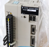 日本安川SGDS-02F12A-驱动器