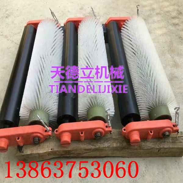 机械滚刷清扫器 无动力滚刷清扫器  被动滚刷清扫器  毛刷清扫器厂家