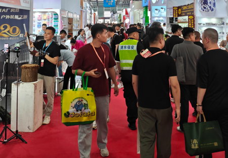 链接十万商机?赋能百货未来——第119届中国百货交易会