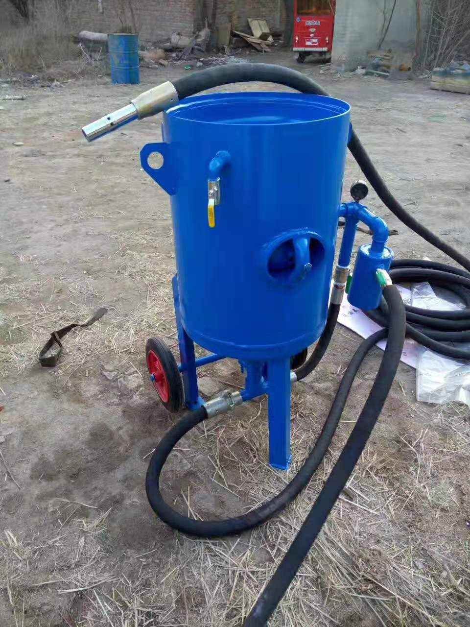 河北喷砂机械设备手动小型喷砂机600型号