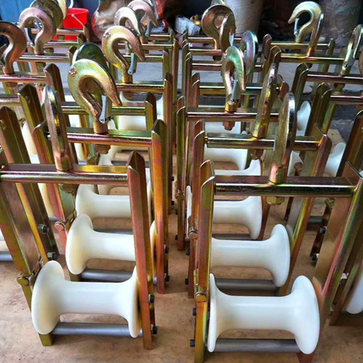 挂钩式尼龙桥架吊钩滑子电缆光缆铝质放线滑车