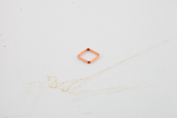 蓝牙耳机无线充电线圈绕线机