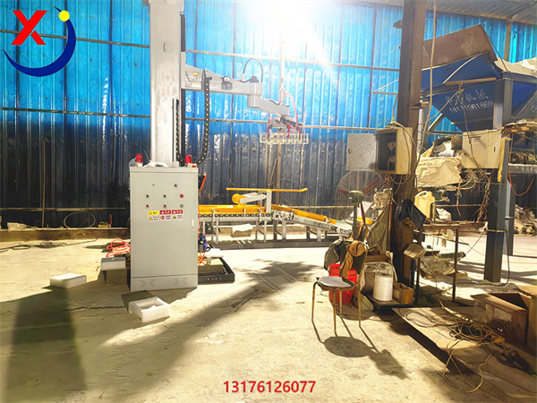 立柱机器人不怕粉尘灰尘建材厂石膏粉码垛