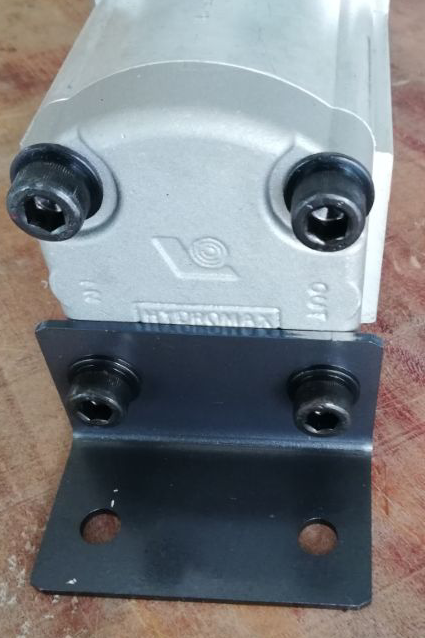 新鸿同步DFM-303A-11M马达DFM-303A-16M图片