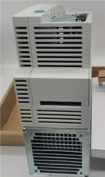 伦茨E84AVBCE3024SX0