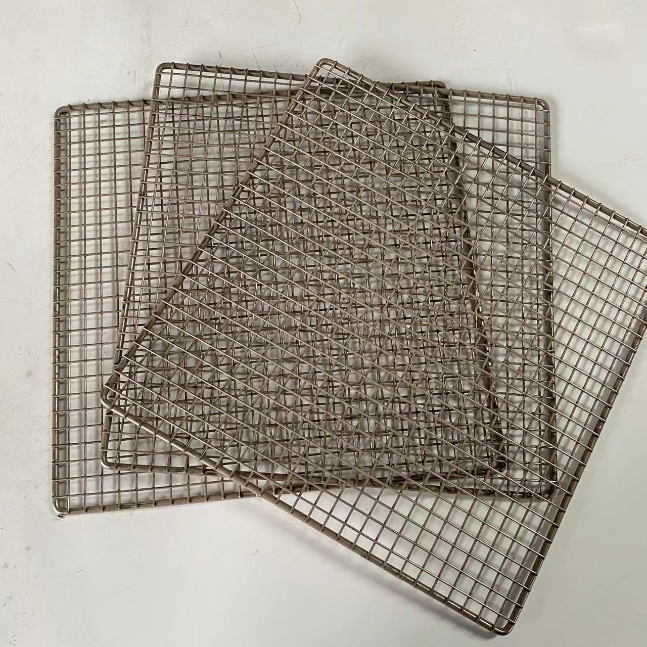 厂家直销304不锈钢网格烧烤网 圆形户外bbq烤肉网片 烘焙晾晒网