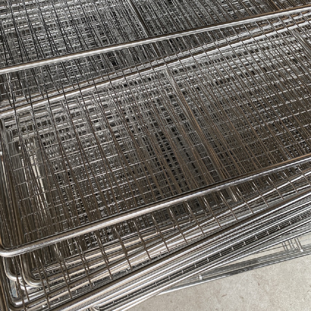 厂家供应不锈钢烧烤网烘焙工具蛋糕晾网 方形烤网 晾晒网钢丝网片