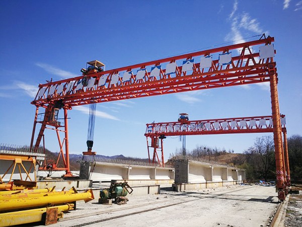 湖北宜昌龙门吊厂家设备应用场所有规定