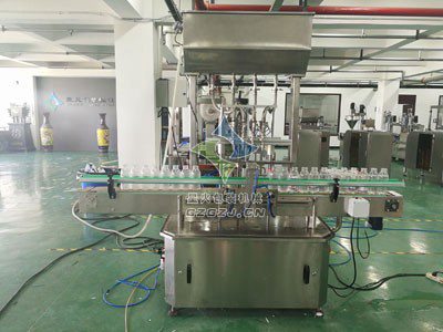 制动液灌装机/北京现代悬浮液灌装机为你保驾护航